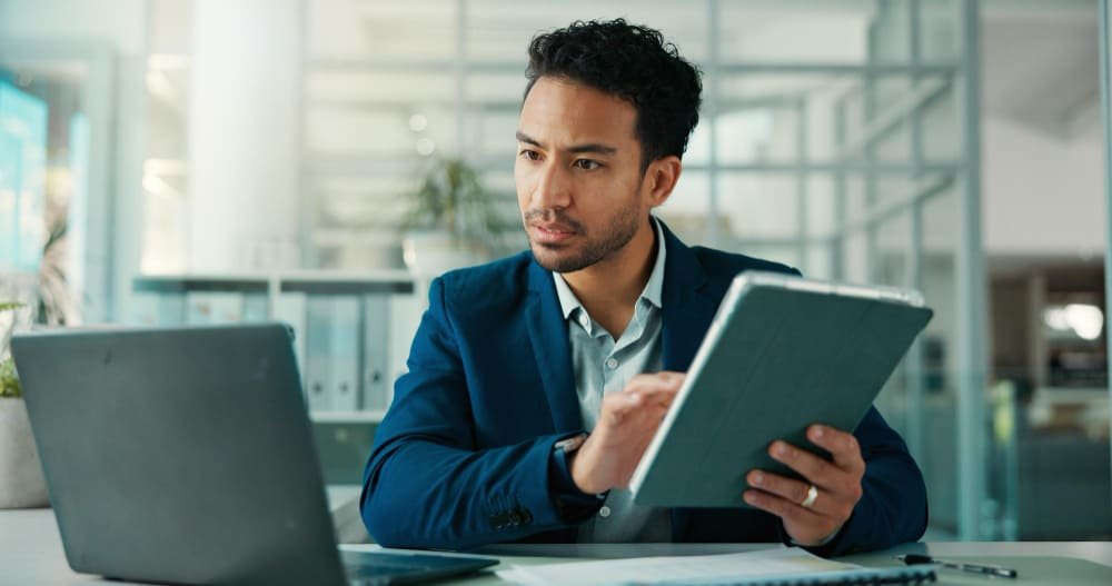Profesional en Economía - Bachelor en Economía AAUN