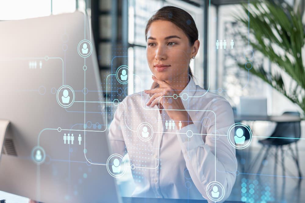 Estudiantes cursando el Bachelor en Administración de Empresas con Inteligencia Artificial en AAUN